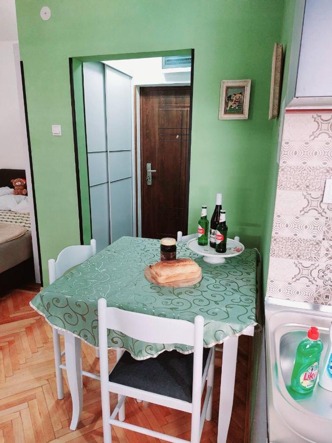 Apartman Pavle Pluzine Luaran gambar