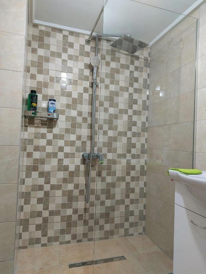 Apartman Pavle Pluzine Luaran gambar